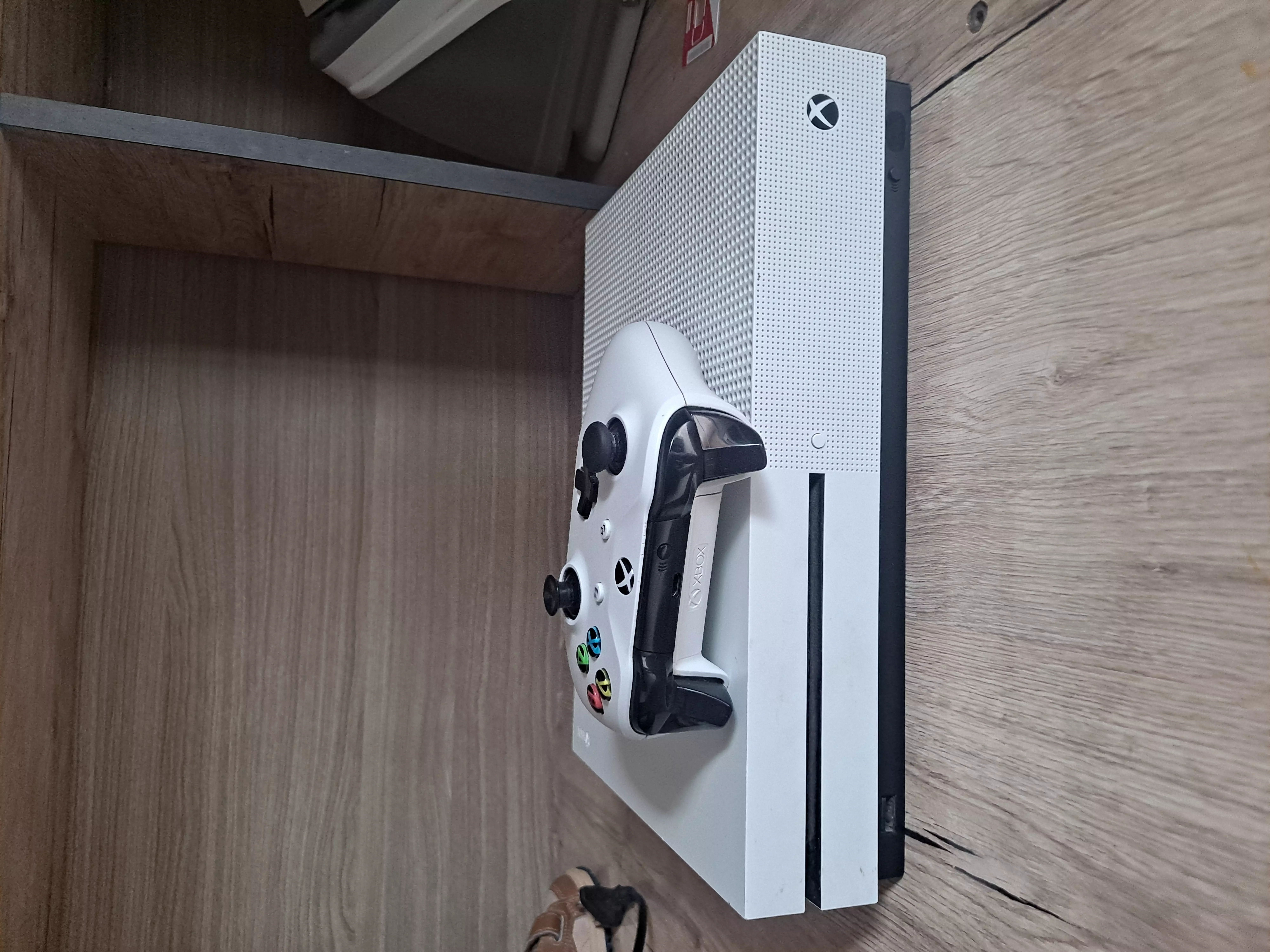Xbox one s 1T